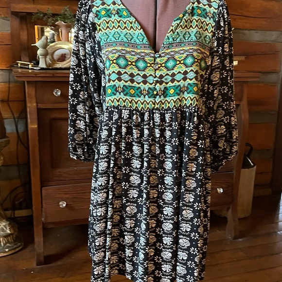 Umgee Tops - Umgee Black and Teal Long Sleeve Tunic or Dress